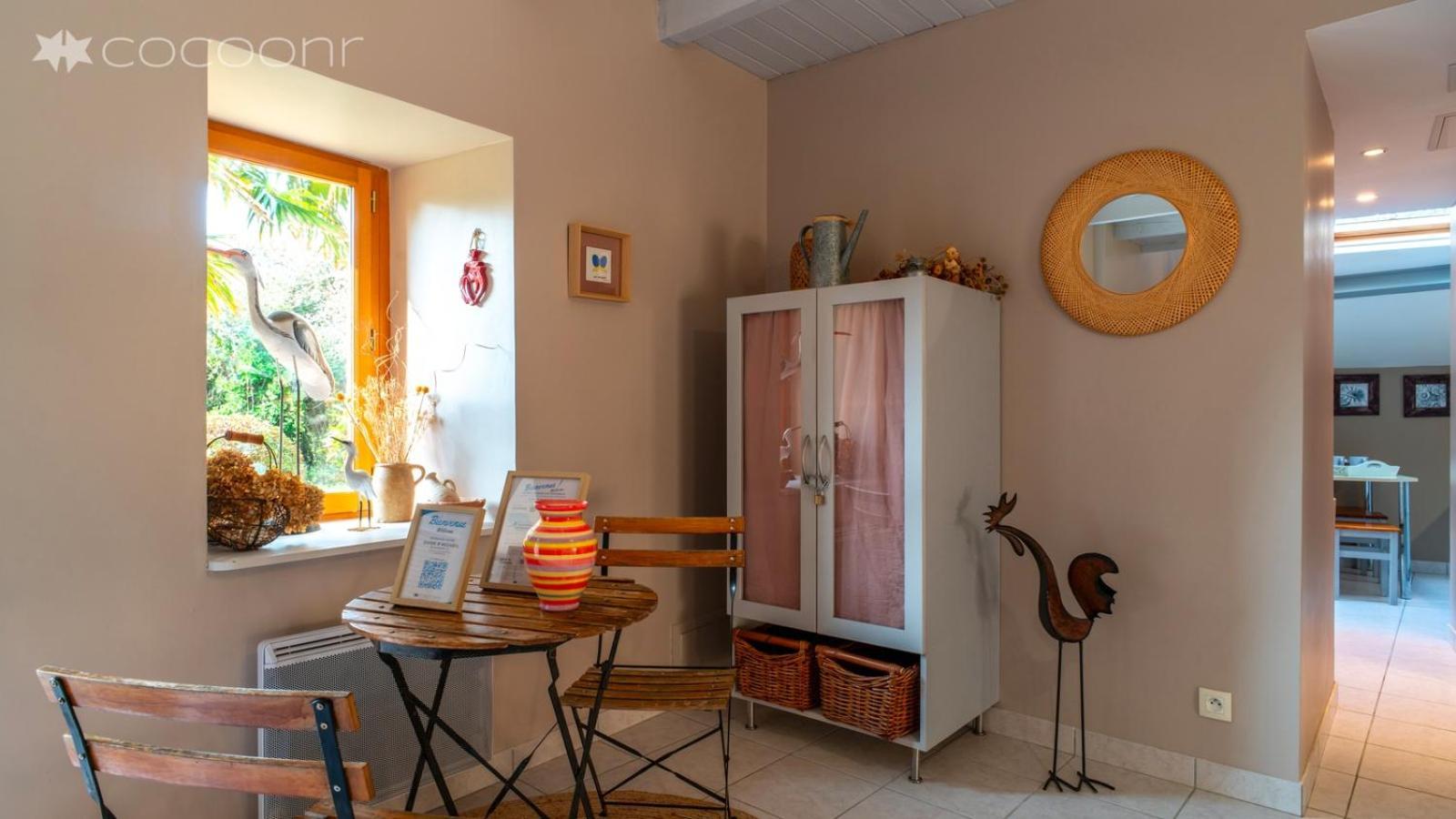 La Libellule - Charmante Maison Avec Jardin A Sene Екстер'єр фото